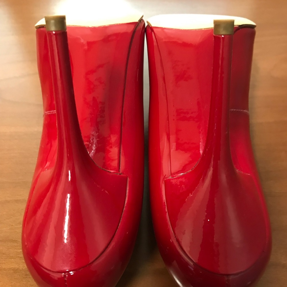Dolce and Gabbana Shoes - Picture 6 of 8